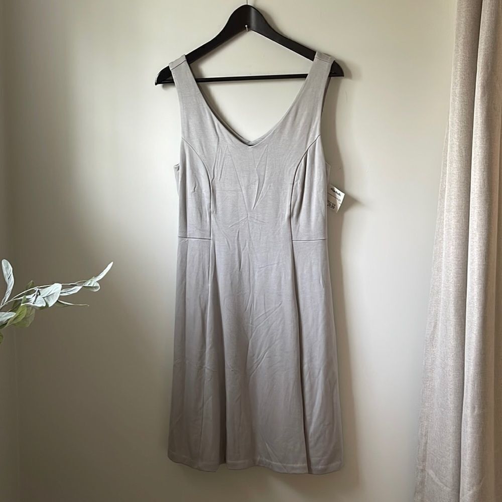 Donna Ricco Flare Dress-Gray. Size‎ Medium NWT.
